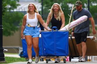 family moving into dorm