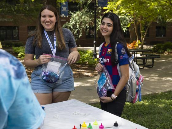 Students at Transfer Tie-Dye Event